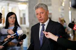 Бойко: Неприкосновенность должна быть снята не только с депутатов, но и с судей и президента