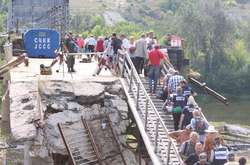 Украинская сторона завершила демонтаж укреплений возле моста в Станице Луганской