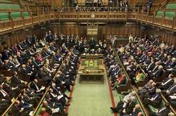 Джонсон втратив більшість у парламенті Великобританії