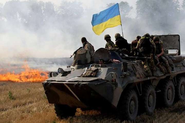 За добу на Донбасі поранено чотирьох українських захисників