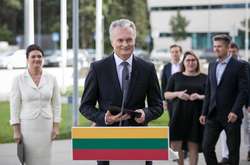  Президент Литви Ґітанас Науседа провів зустріч з генеральним секретарем НАТО Єнсом Столтенбергом 