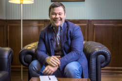 У мережі з’явилося відео, як Богдан у Раді пародіював Порошенка