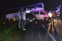 На момент зіткнення в автобусі перебувало 49 дітей