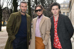 Виктория Бекхэм в окружении любимых мужчин: стильные фото