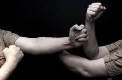 Відпочинок двох знайомих закінчився бійкою, після якої один із них помер