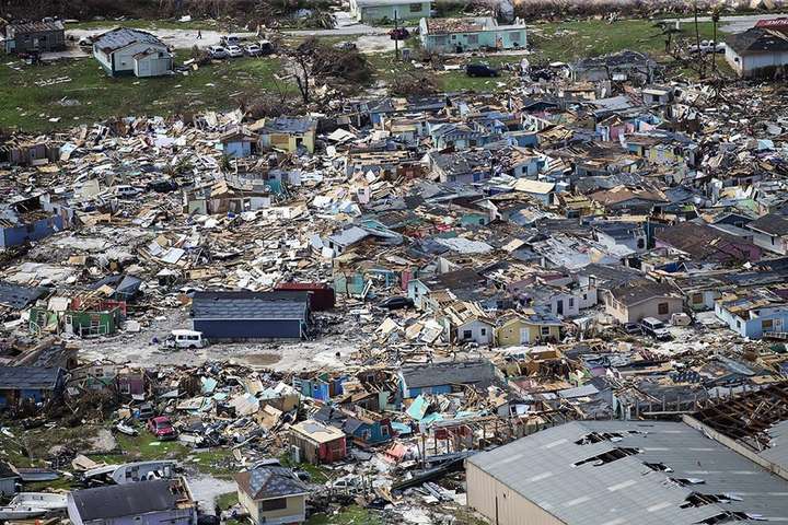 Ураган «Дориан» на Багамах забрал жизни уже 20 человек