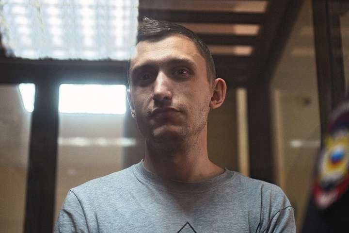 Суд в Москве дал 4 года тюрьмы волонтеру Котову, который поддерживал политзаключенных в РФ украинцев