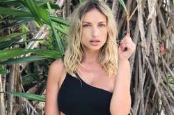 Гендиректор ФК «Верес» фотографируется полуобнаженной