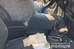 На Дніпропетровщині сільського голову піймали на хабарі