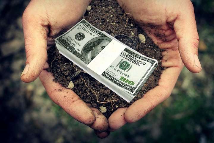 Более 50% украинцев поддерживают право на продажу земли - соцопрос