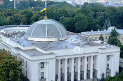 Рада намерена предоставить президенту право утверждать план обороны страны