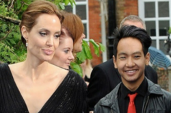 Старший сын Анджелины Джоли впервые высказался о Брэде Питте