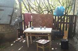 На Київщині за чарчиною чоловік до смерті забив свого товариша