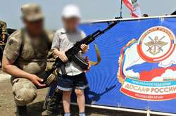 Окупанти у Криму готують дітей до служби в збройних силах Росії
