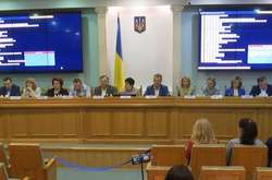 Зеленський назвав причиною розпуску ЦВК «необ’єктивність» та «бездіяльність»