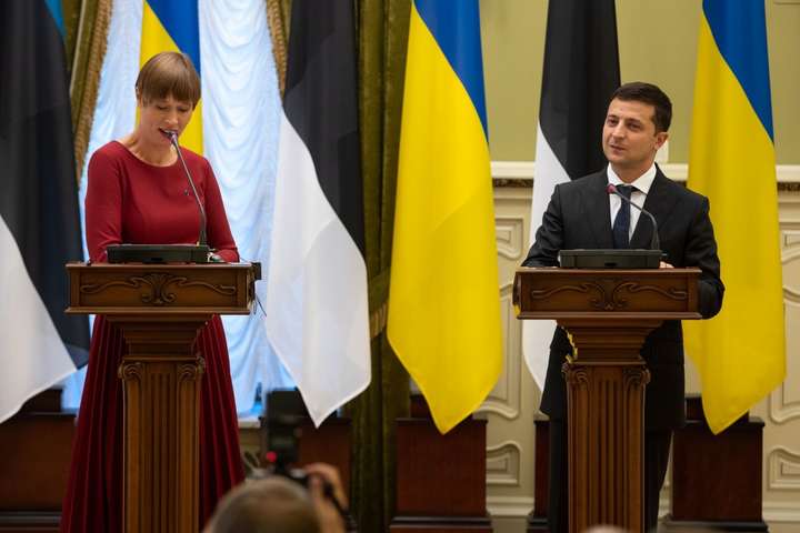 Президент Естонії Керсті Кальюлайд на зустрічі із Володимиром Зеленським - Президент Естонії: завершення війни не може відбутися ціною суверенітету України