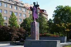 Росія пригрозила Чехії «відповіддю» на перенесення пам’ятника Конєву