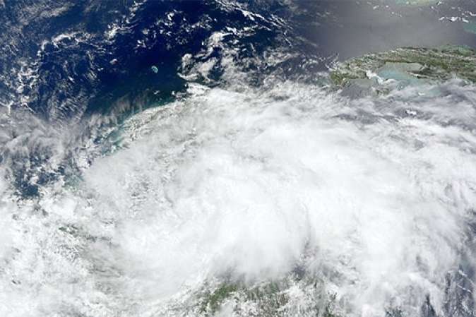 Біля узбережжя Багамських островів сформувався новий шторм