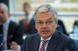 Глава МЗС Бельгії може бути причетний до відмивання грошей