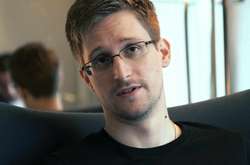 Сноуден попросив Макрона надати йому притулок у Франції