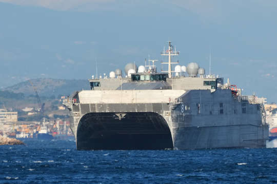 У Чорне море направляється корабель ВМС США