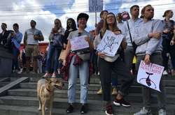 Учасники маршу вимагають заборонити використання тварин у цирках, дельфінаріях та для фотопослуг