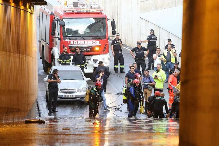 Наводнения в Испании: шесть человек погибли, тысячи эвакуированы
