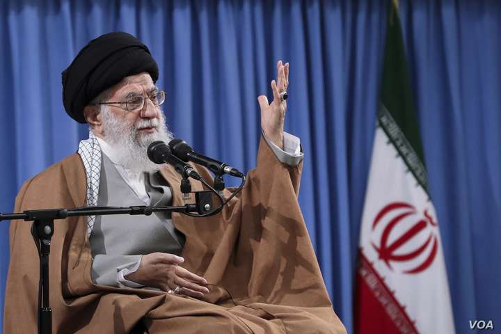 Лидер Ирана отказался от переговоров с США