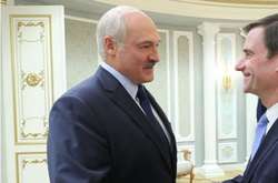 США відновлює обмін послами із Білоруссю 