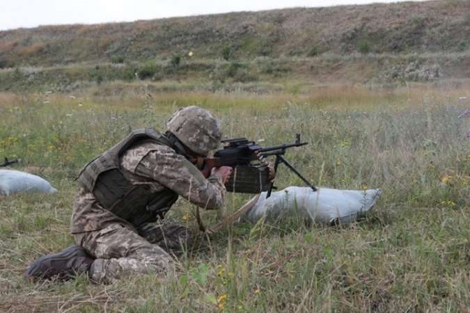 Бойовики сьогодні чотири рази обстріляли позиції українських військових