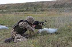 Український боєць на Донбасі