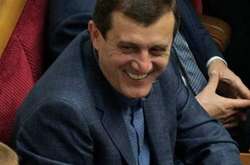 Нардеп Василь Петьовка є двоюрідним братом Віктора, Івана і Павла Балоги