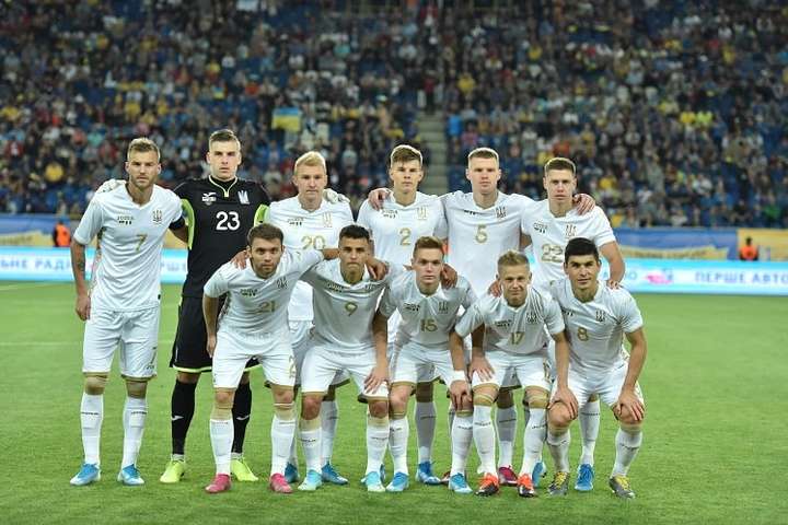 Збірна України зберегла позицію в рейтинзі ФІФА