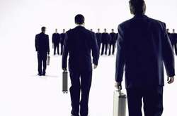 Рада ухвалила закон про держслужбу за контрактом