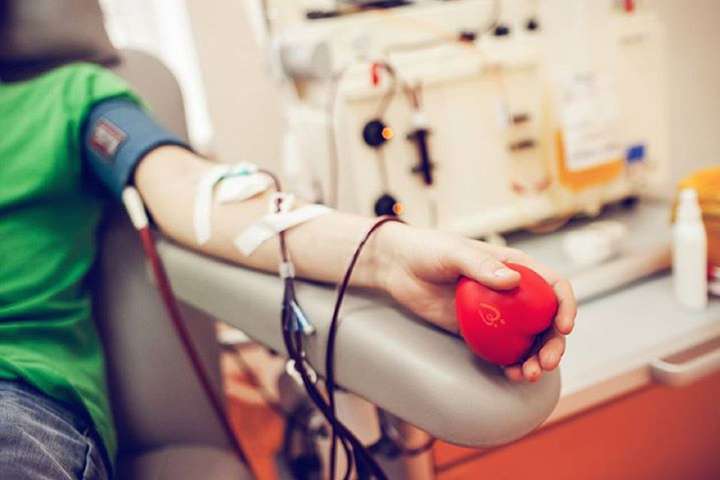 У Раді заявили, що Україна готова віддати у концесію станції переливання крові 