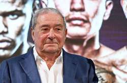 Боб Арум назвав ймовірного переможця Ломаченка