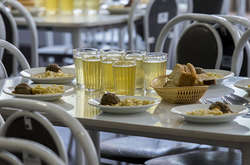 В Одессе отравились 53 школьника