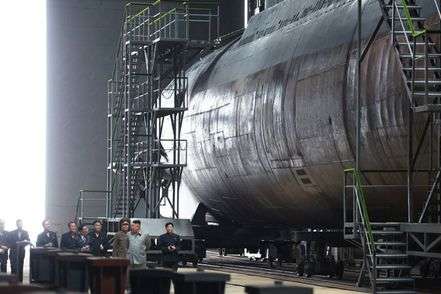 КНДР готує спуск підводного човна з балістичними ракетами, - NHK