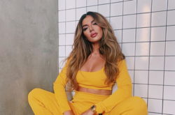   Анна Седокова 
 instagram.com/annasedokova 