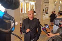 Рабинович: Украинская земля уйдет Соросу, а не народу