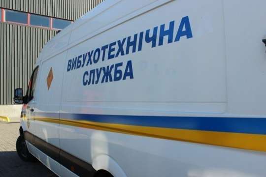 У Києві поліцейські цілий день перевіряли «замінування» цілого списку об’єктів 