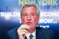  Мер Нью-Йорка Білл де Блазіо відмовився від боротьби за висунення в кандидати на президентських виборах у США в 2020 році 