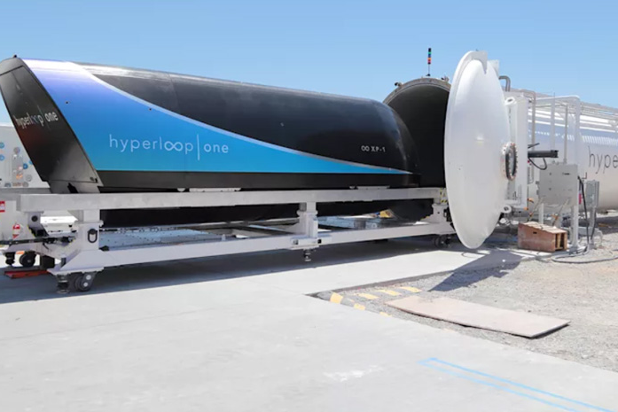 Простіше винайти технологію телепортації: Криклій відмовився від Hyperloop