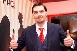 Премьер Алексей Гончарук признался в любви (фото)