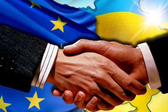 У Зеленського хочуть підписати міжнародний договір, що гарантуватиме Україні суверенітет