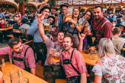 «Октоберфест»: яркие фото крупнейшего пивного фестиваля