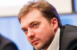 Андрій Загороднюк підкреслив, що він однозначно є прихильником контрактної армії