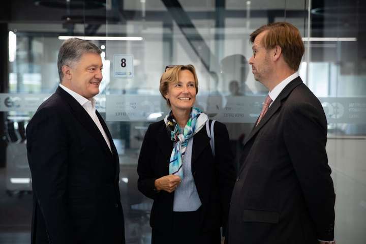 Порошенко зустрівся із новим послом Німеччини в Україні