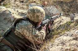 Доба на Донбасі: один військовий загинув, ще один - поранений