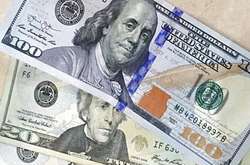 Долар стрімко дешевшає: курс валют на 25 вересня